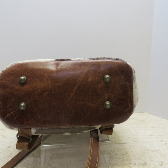 American Darling Brown/White Cowhide Hair-on Backpack Purse Hand Tooled Leather. main image 4